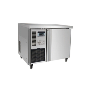 Refrigerador comercial bajo encimera con superficie plana
